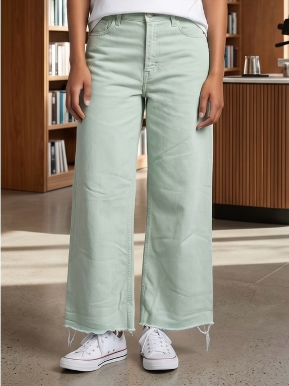 ZARA Mint Green Wide Leg High Rise Raw Hem Denim Jeans Women’s Size 2